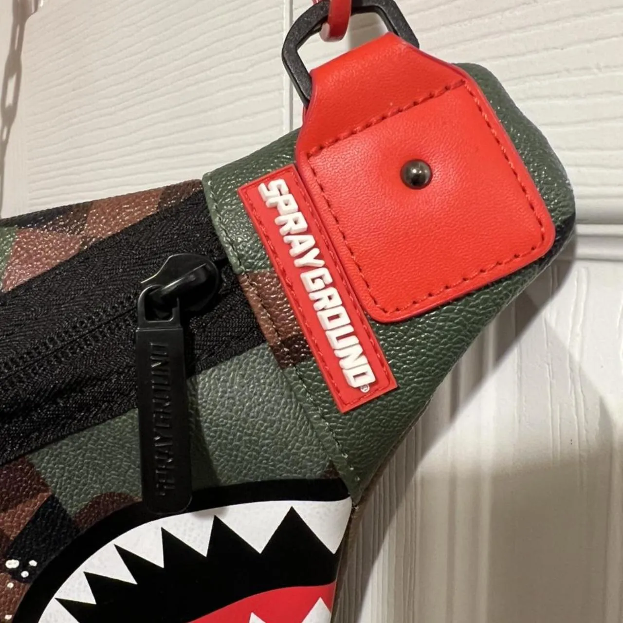 Sprayground Fanny Pack/Waist Bag., photo 2 of 3