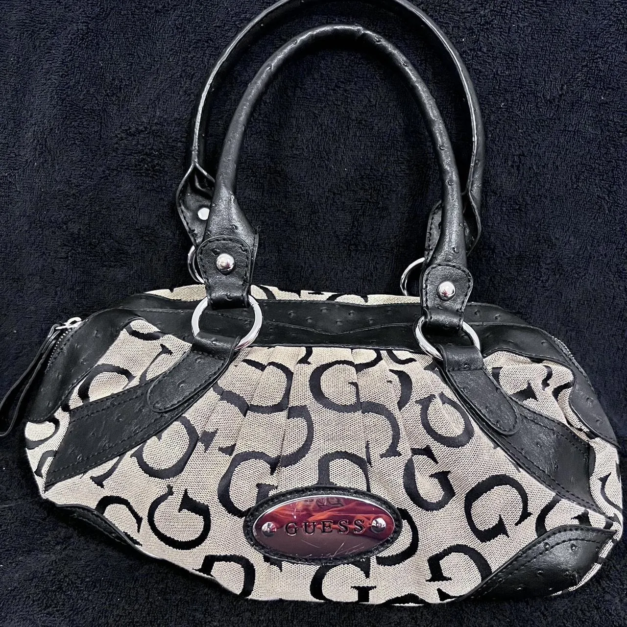 Vintage Guess Beige Purse, photo 1 of 4