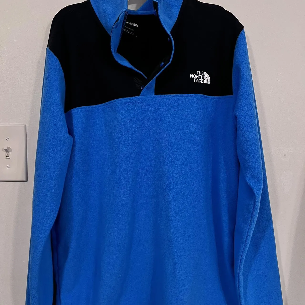 Blue Northface Men’s Glacier Pullover Sweater, photo 1 of 3
