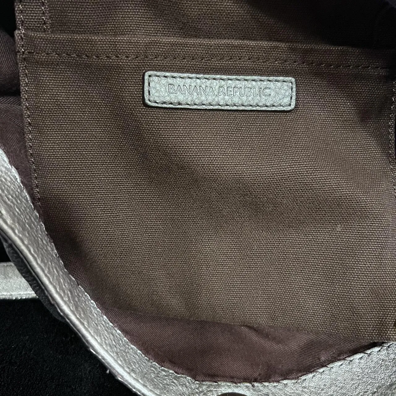 Banana Republic Silver Leather Shoulder Bag, photo 3 of 4