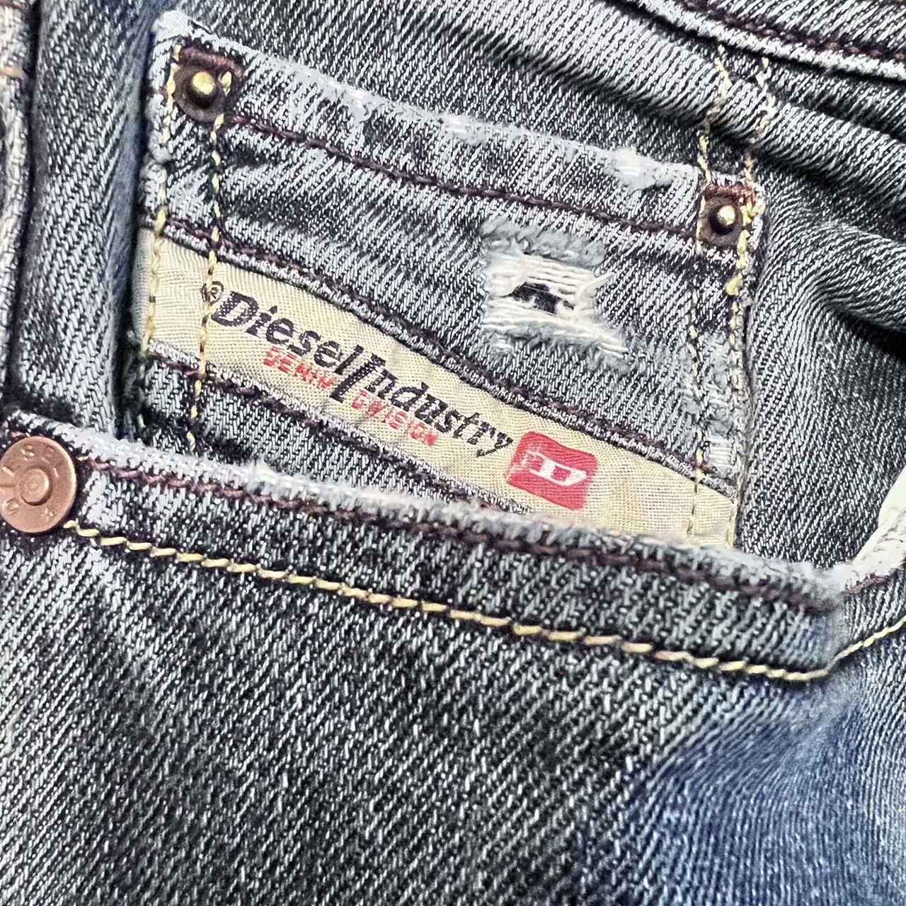 Diesel Industry Wash 0880K Stretch Larkee Relaxed Comfort Straight, photo 7 of 8