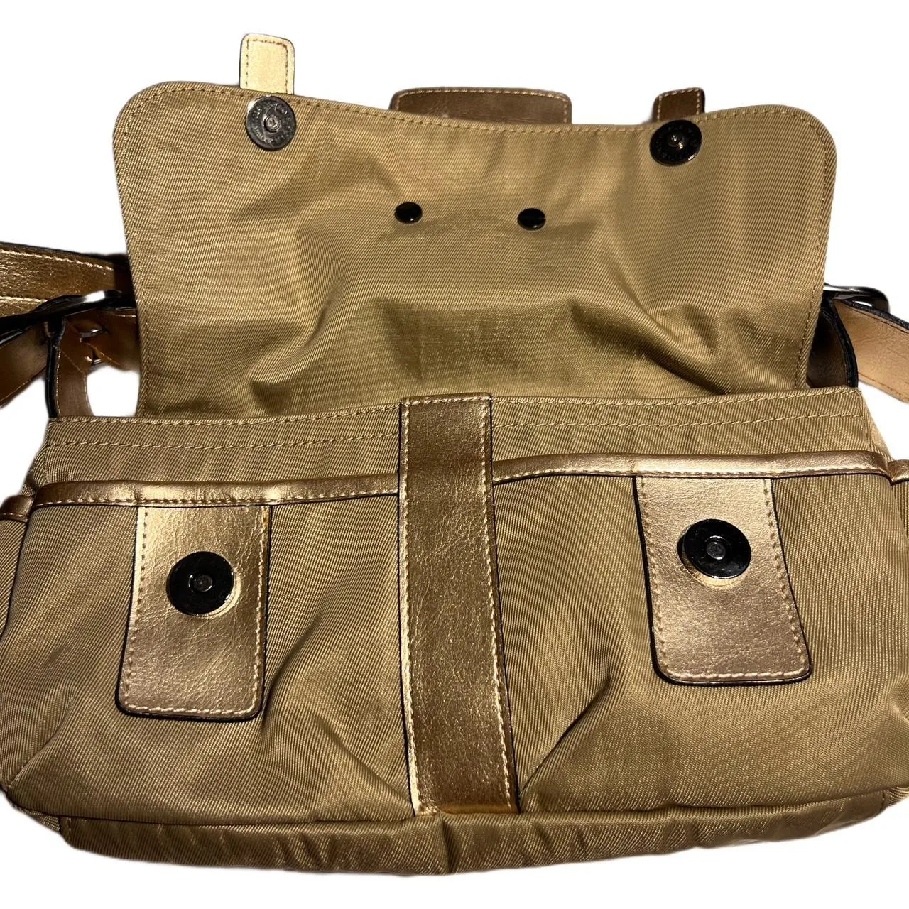 Vintage Y2K Guess Logo Buckle Metallic Khaki Purse, photo 8 of 8