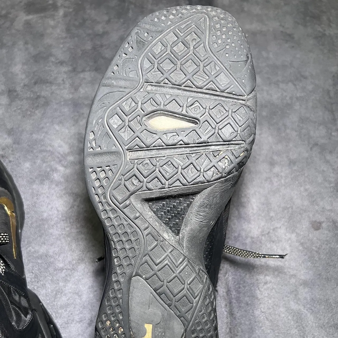 Lebron 9 PS Elite Away GS Basketball Trainers, photo 6 of 6