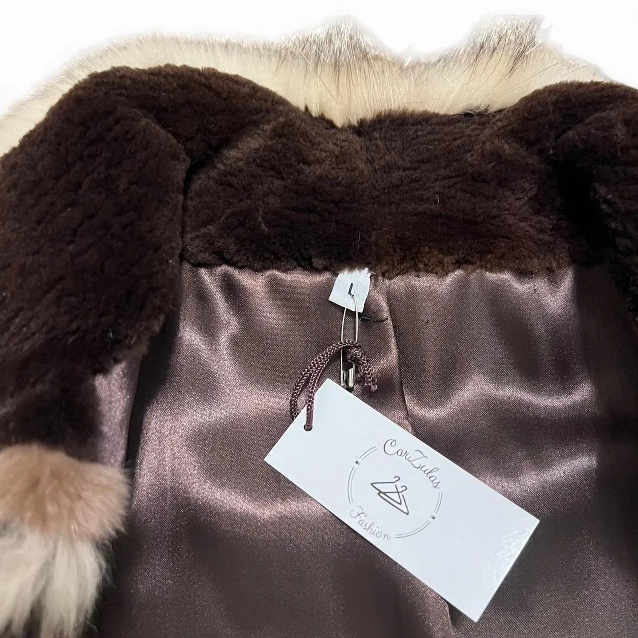 Vintage Boutique Brown and Beige Fur Vest, photo 5 of 8