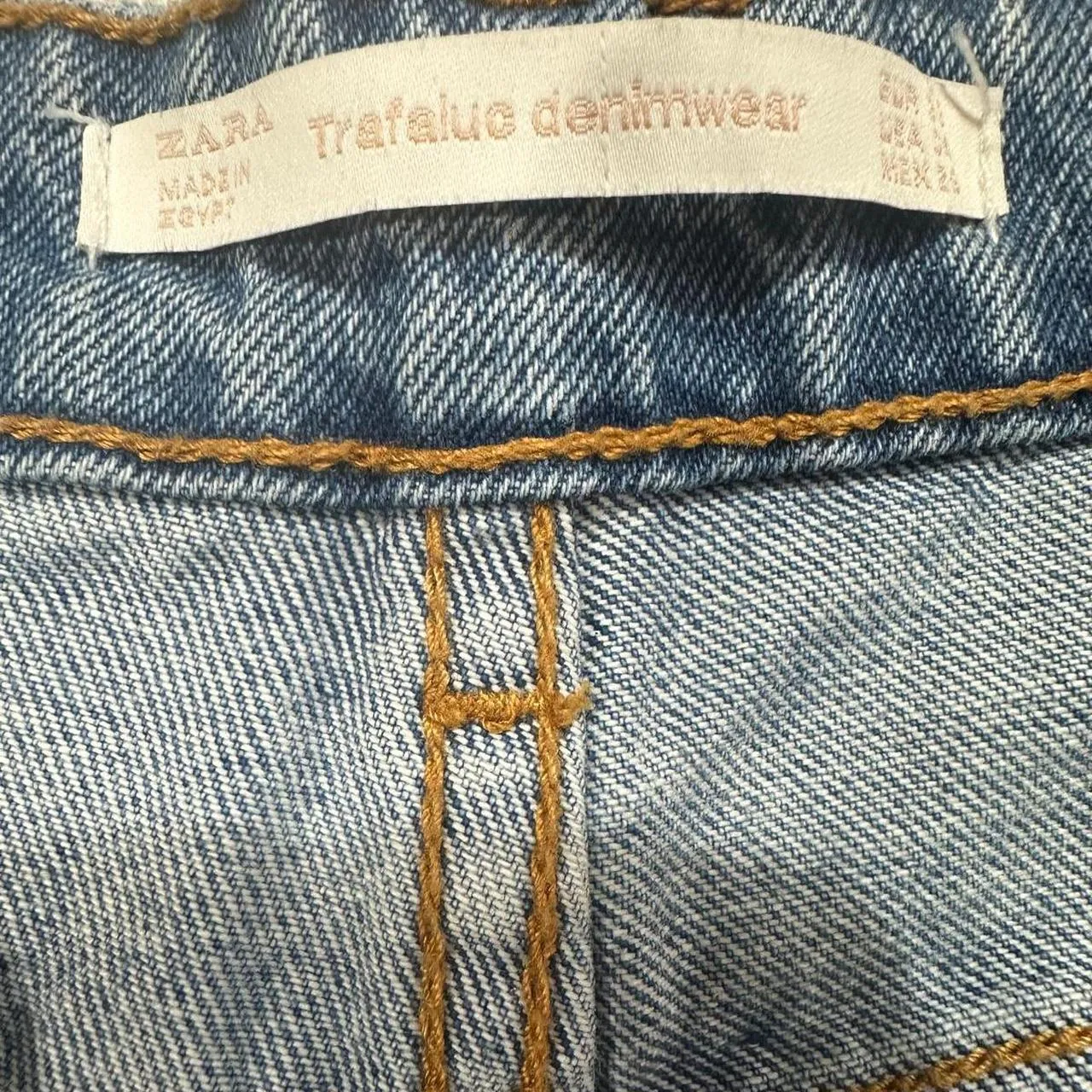 Zara High Waisted Denim Shorts with Rose Embroidery, photo 2 of 3