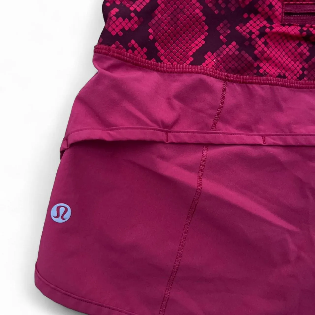 Lululemon Red Snake Print Speed Mini Shorts, photo 4 of 5