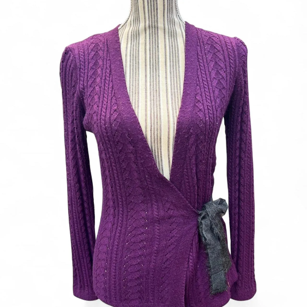 Vintage Caroline Herrera Purple Knit Sweater with Bow, photo 1 of 4