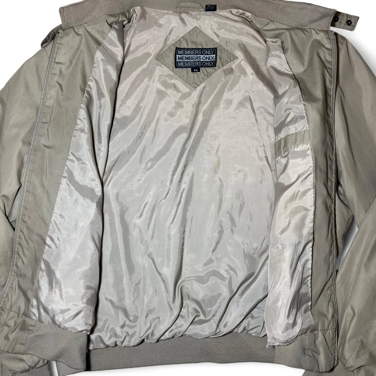 Vintage 80s Members Only Beige Lightweight Bomber Jacket, photo 4 of 6