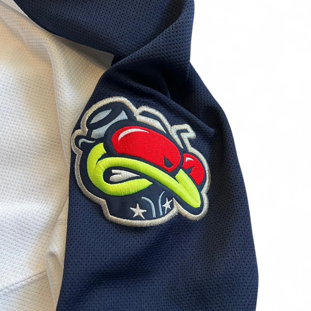 Vintage Columbus Blue Jackets Hockey Jersey, photo 8 of 8