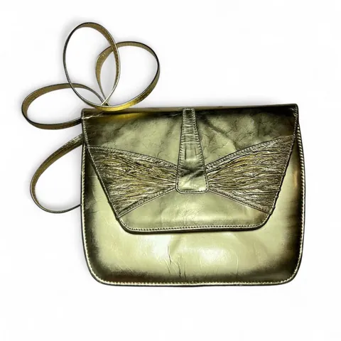 Vintage Amante Gold Metallic Crossbody Bag with Textured Butterfly Design