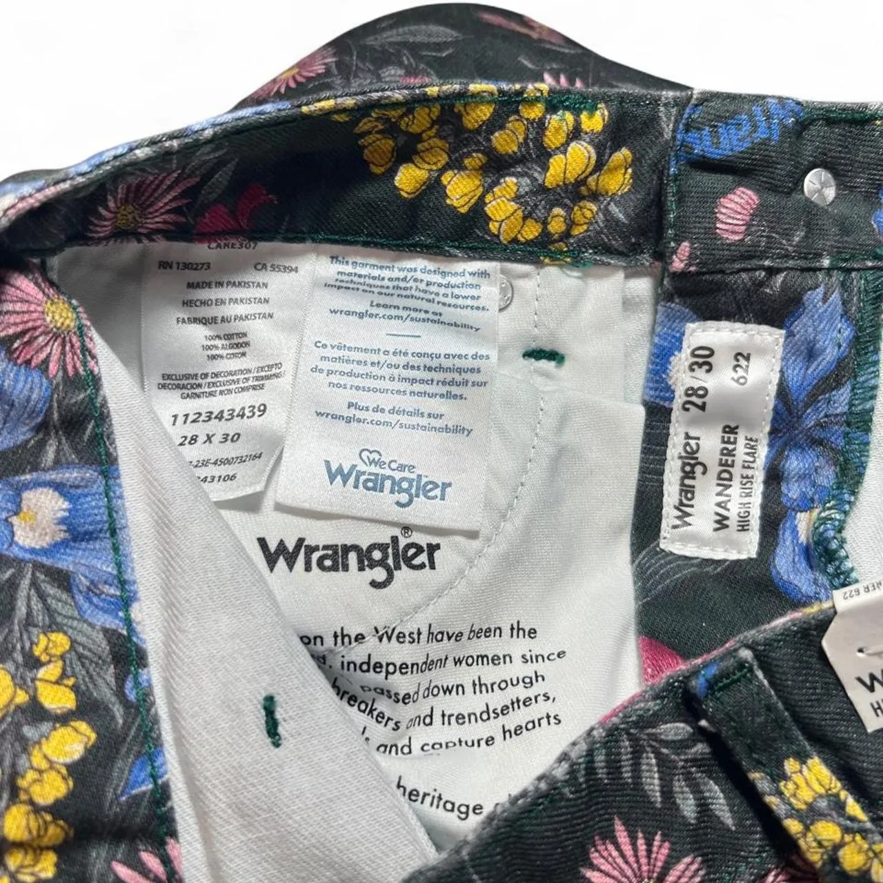 Wrangler Wanderer 622 Retro Floral High Rise Flared Jeans, photo 5 of 6