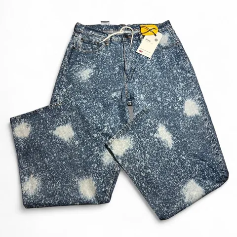 Levi's Super Baggy Acid Wash Jeans