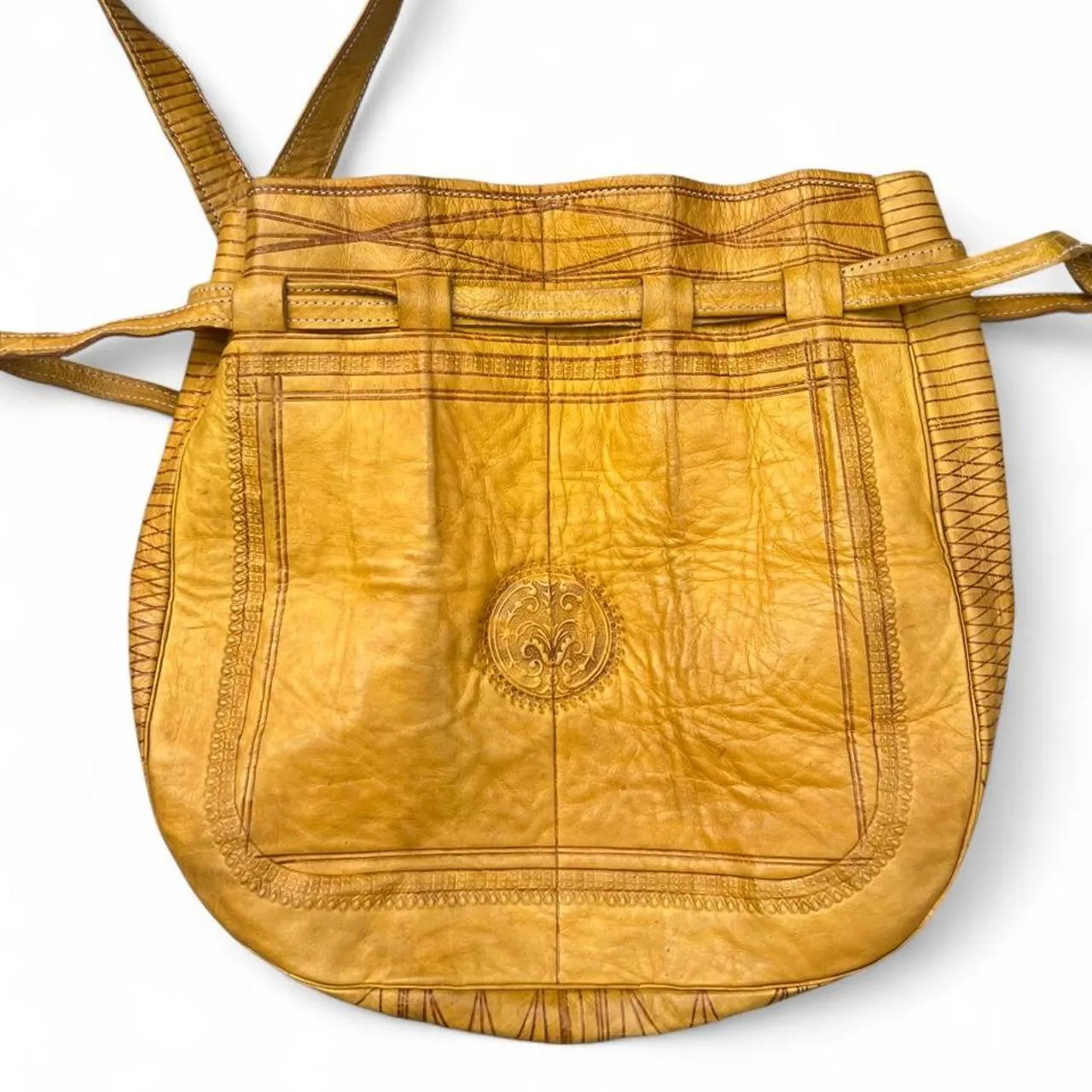 Handmade Moroccan Leather Shoulder/Crossbody Bag: Boho Crossbody Bucket Purse, photo 4 of 5